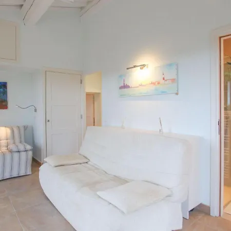 Dom wakacyjny Serene In With Private Pool